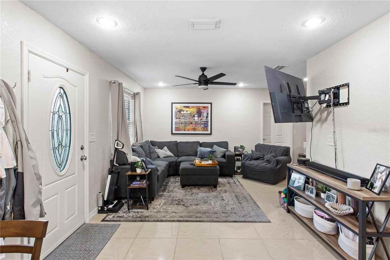 4215 W Bay Vista Ave - Photo 6 of 22