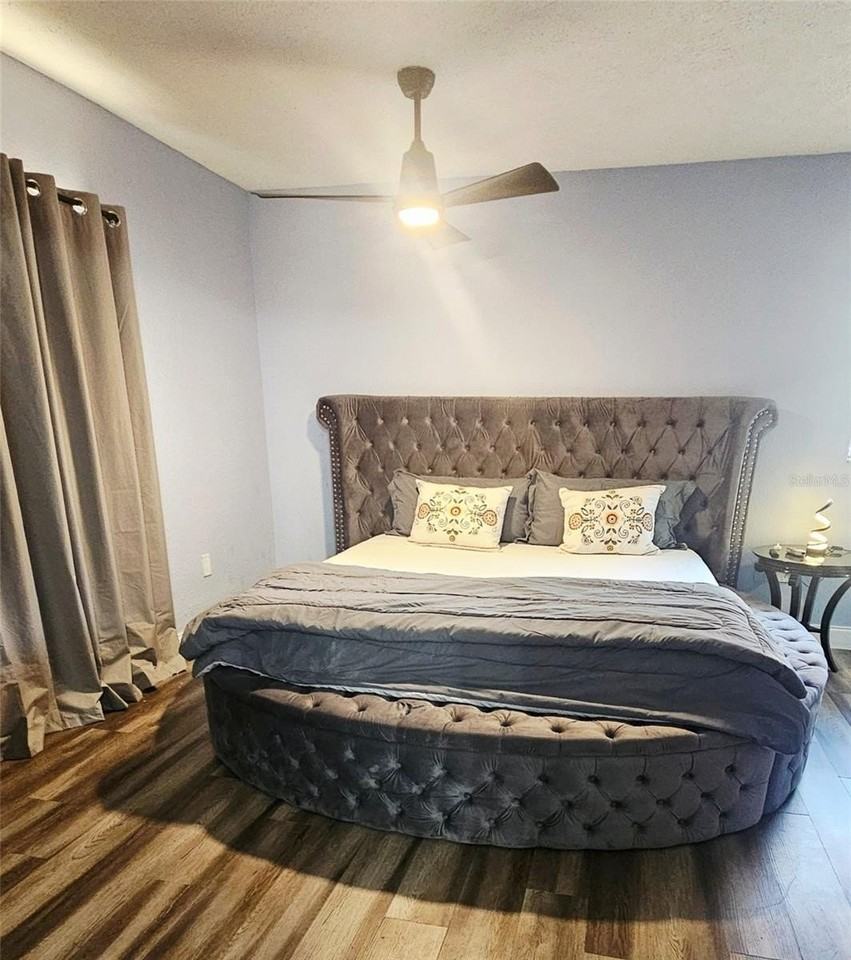 7714 Deleuil Ave - Photo 2 of 9