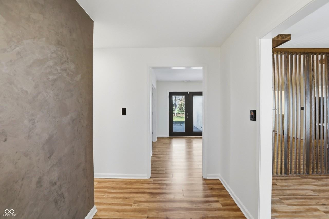 512 Lexington Blvd - Photo 3 of 50