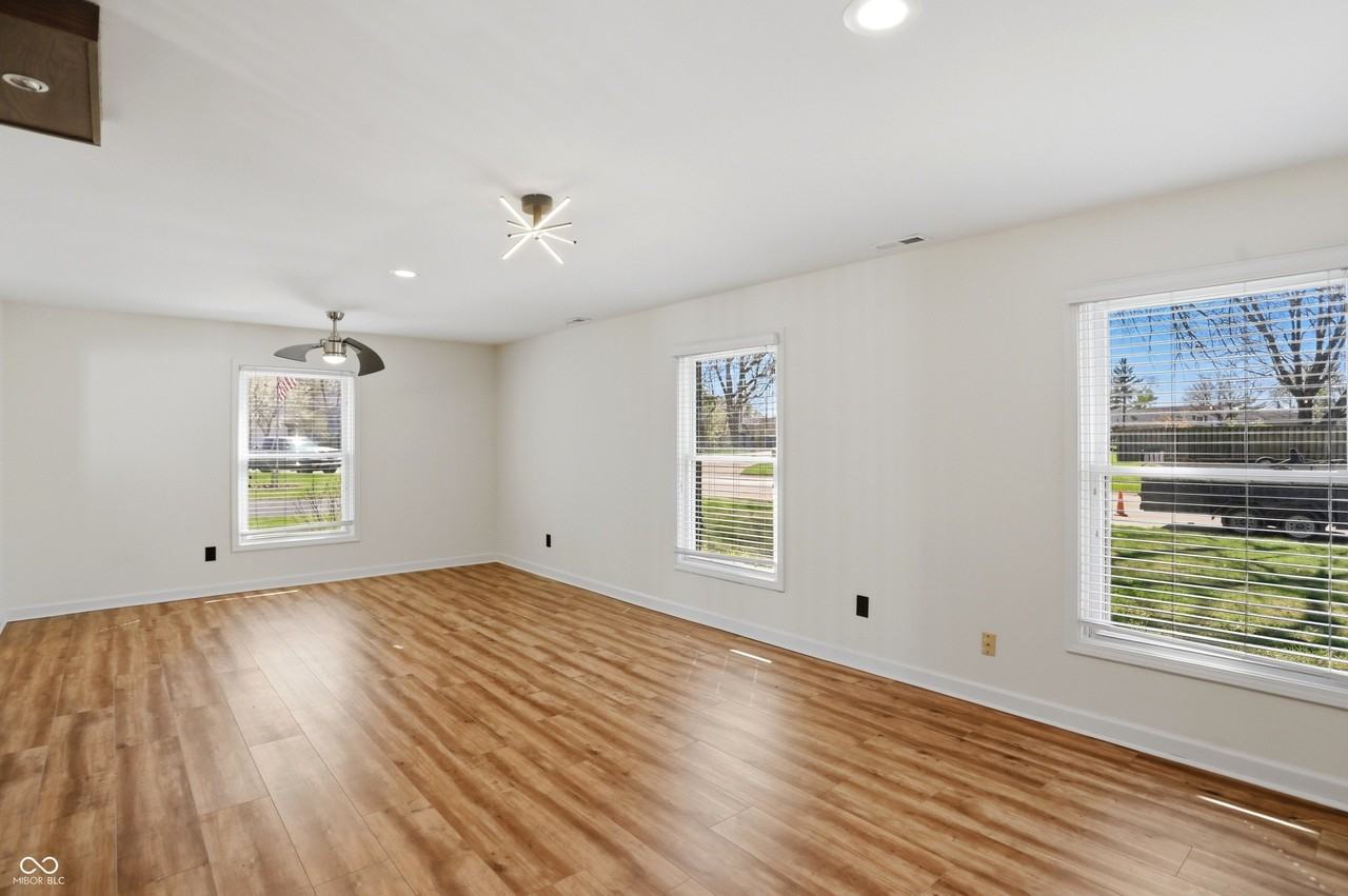 512 Lexington Blvd - Photo 7 of 50