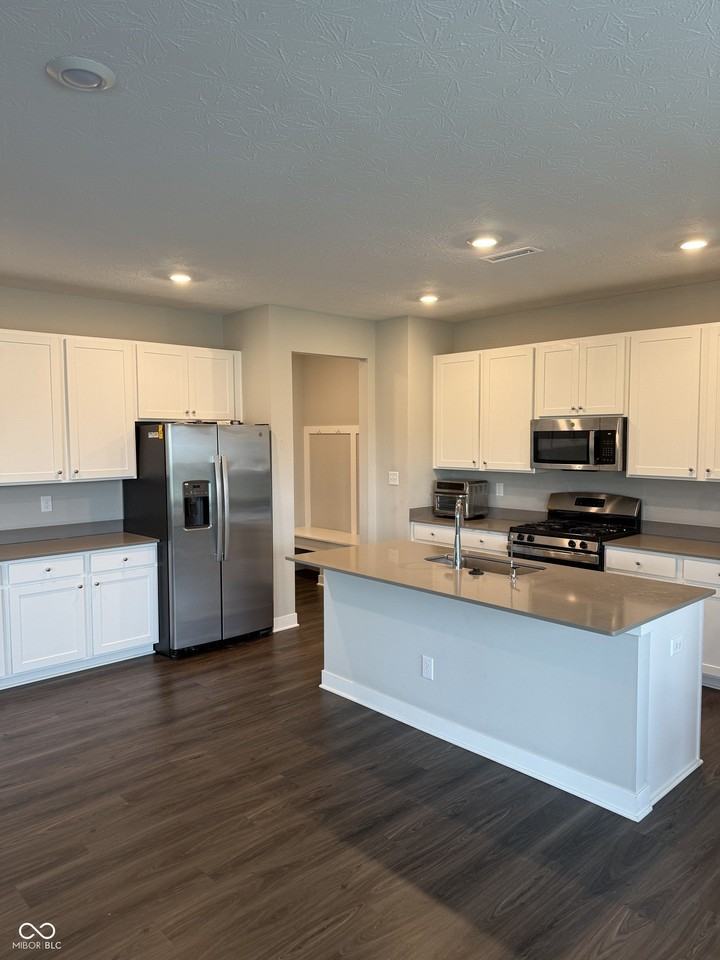 17132 Seaboard Pl - Photo 4 of 23