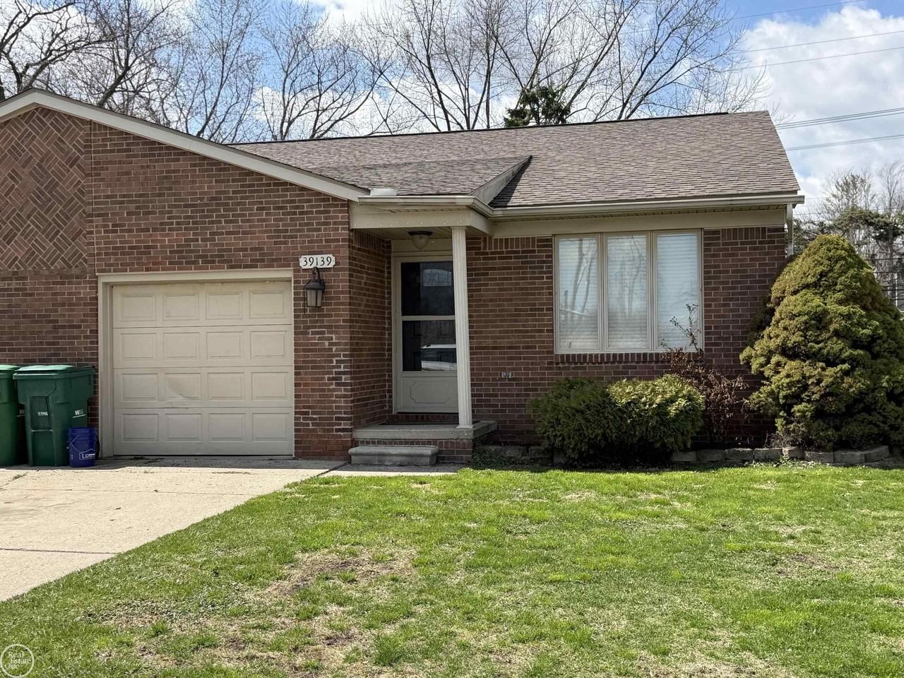 39131 Jefferson Ave - Photo 2 of 28