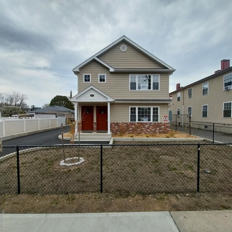 343 Jackson St #3 - Photo 3 of 23