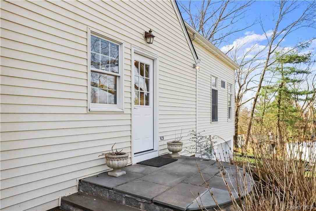 152 Forest Dr - Photo 3 of 29