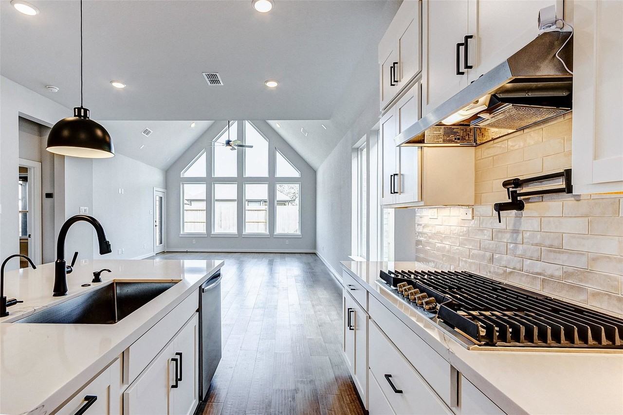 Timber Brook Dr - Photo 7 of 8