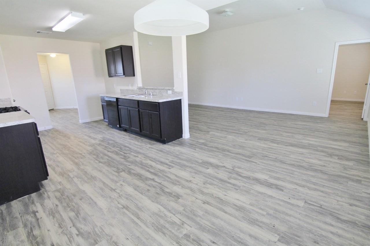 Catalina Ct - Photo 4 of 8