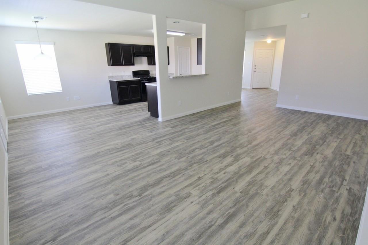 Catalina Ct - Photo 5 of 8