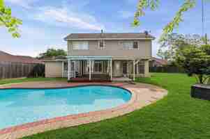 featured image of Kempwood Dr