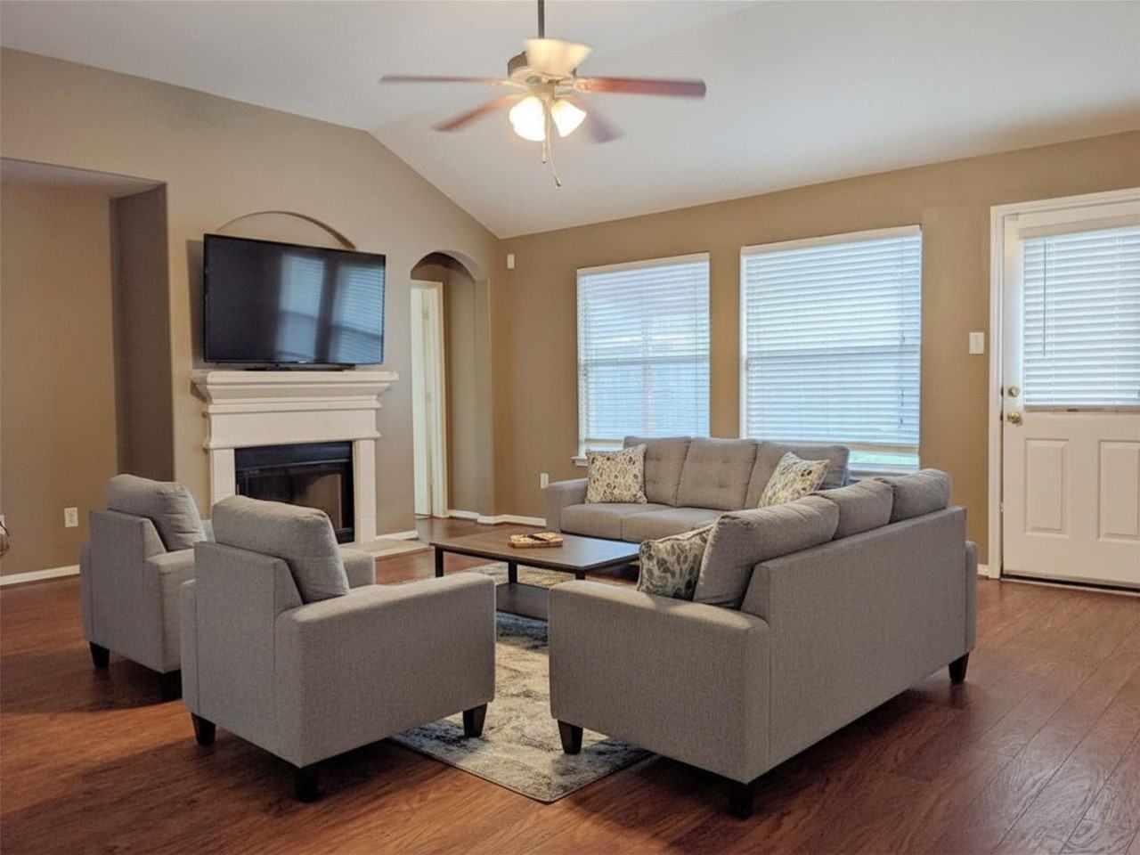 Rancher Hollow Ct - Photo 2 of 8