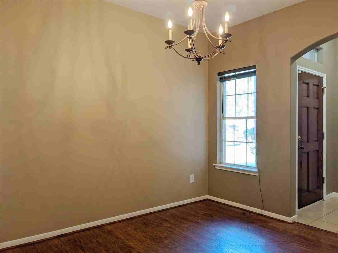 Rancher Hollow Ct - Photo 3 of 8