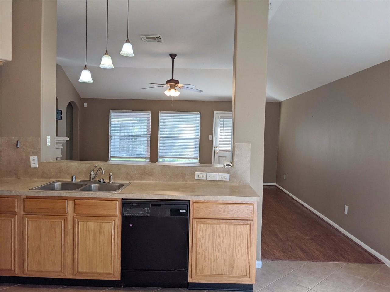 Rancher Hollow Ct - Photo 6 of 8