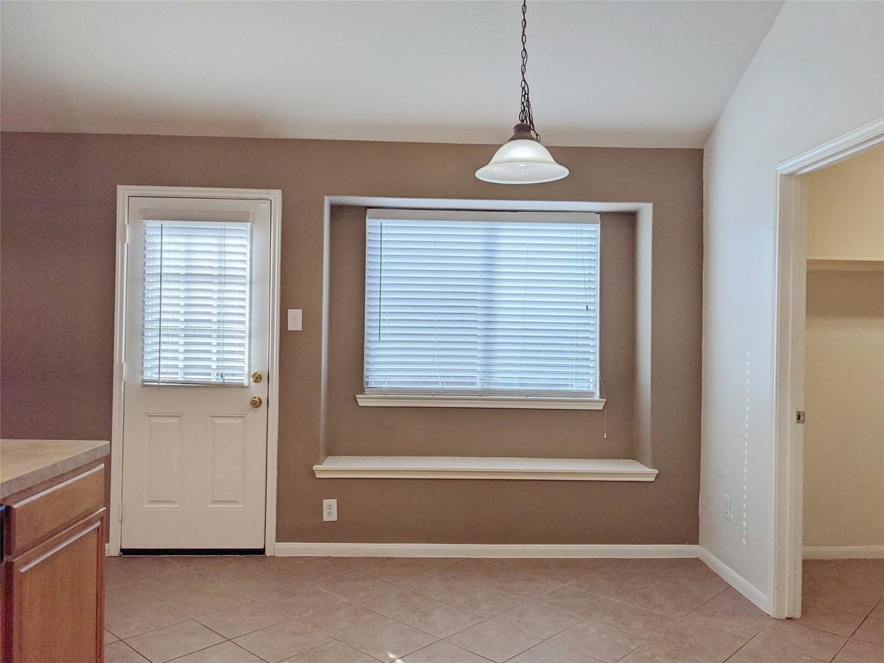 Rancher Hollow Ct - Photo 7 of 8