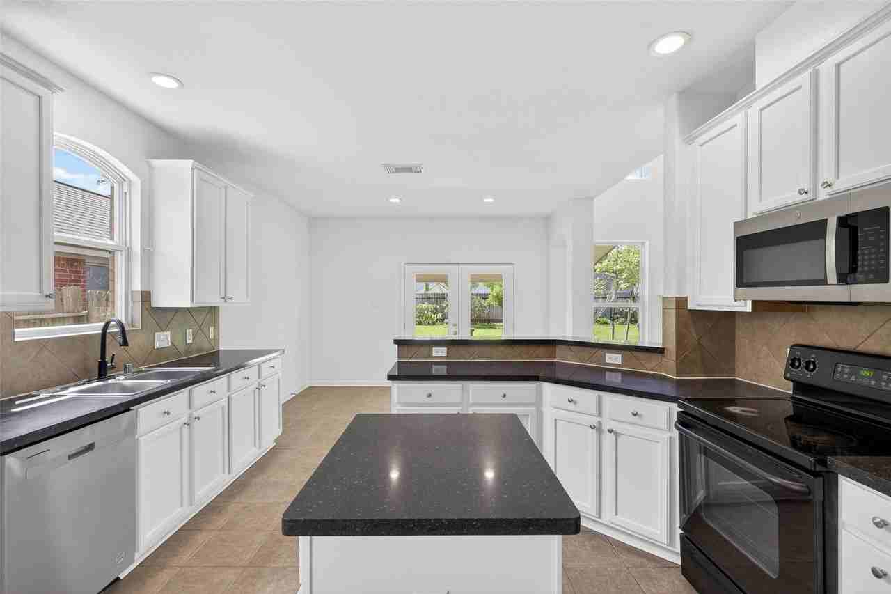 Reindeer Run - Photo 7 of 8