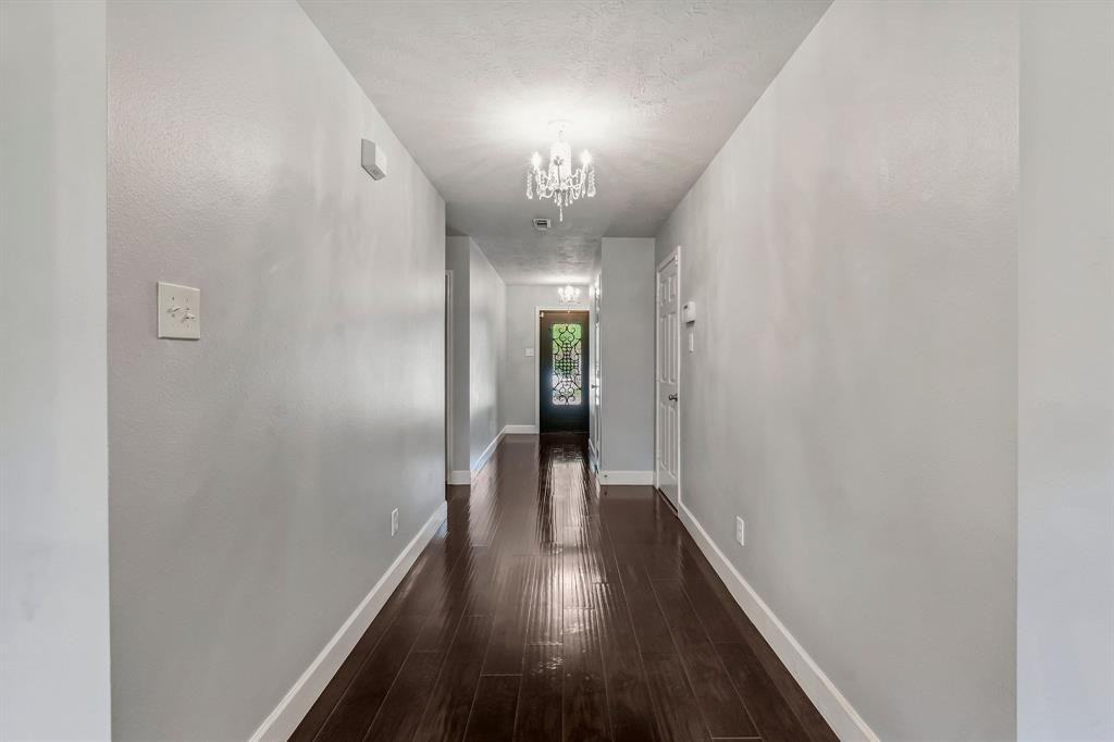 Ames St - Photo 4 of 8