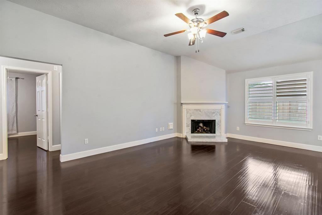 Ames St - Photo 6 of 8