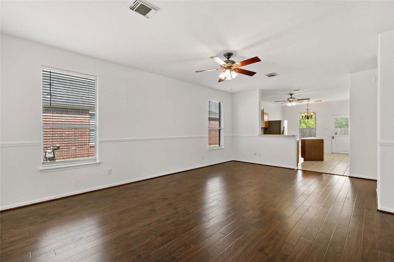 Jefferson St - Photo 3 of 8