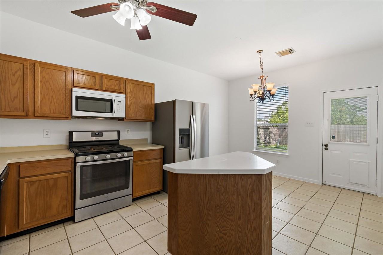 Jefferson St - Photo 6 of 8