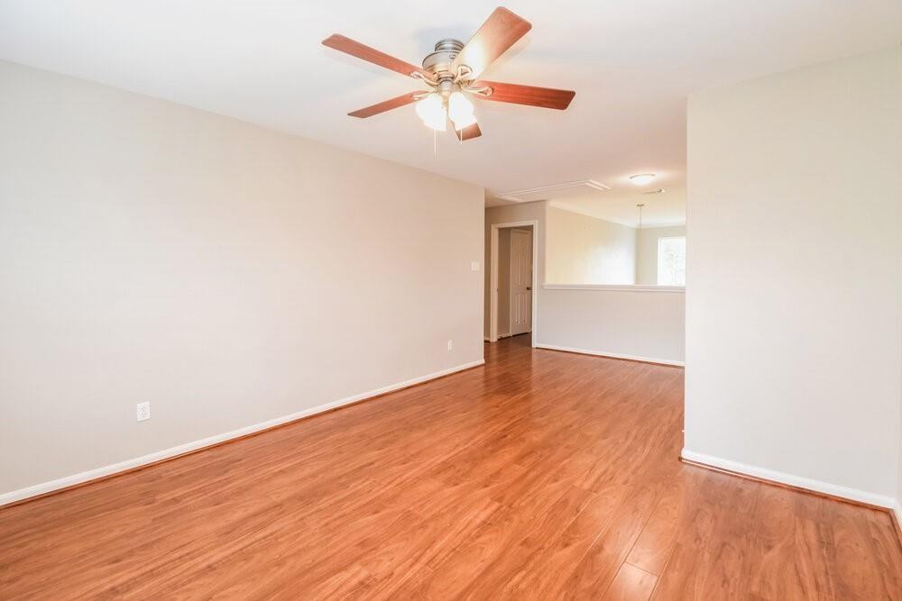 Shoal Creek Dr - Photo 6 of 8