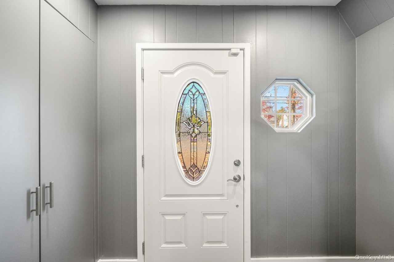 71 Longfellow St - Photo 3 of 43