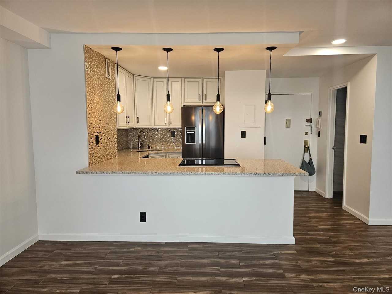 2 Richmond Rd #4F - Photo 4 of 27