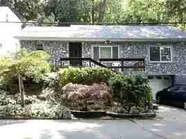 featured image of 31 Riverside Ave