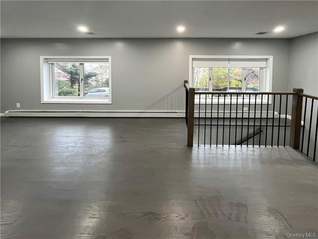 31 Riverside Ave - Photo 2 of 16