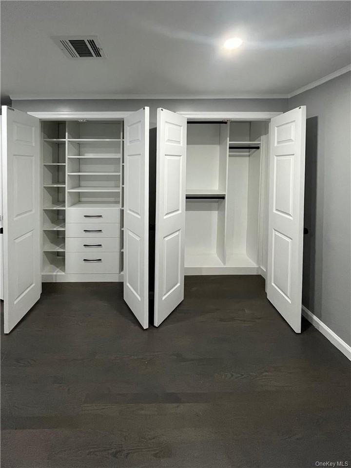 31 Riverside Ave - Photo 3 of 16