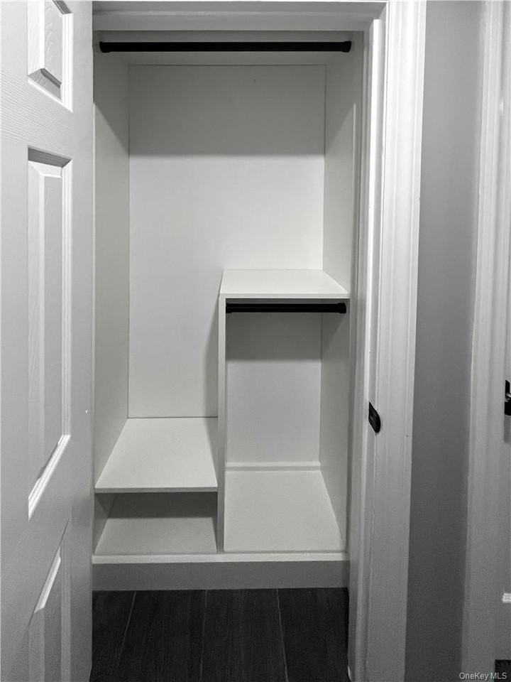 31 Riverside Ave - Photo 5 of 16