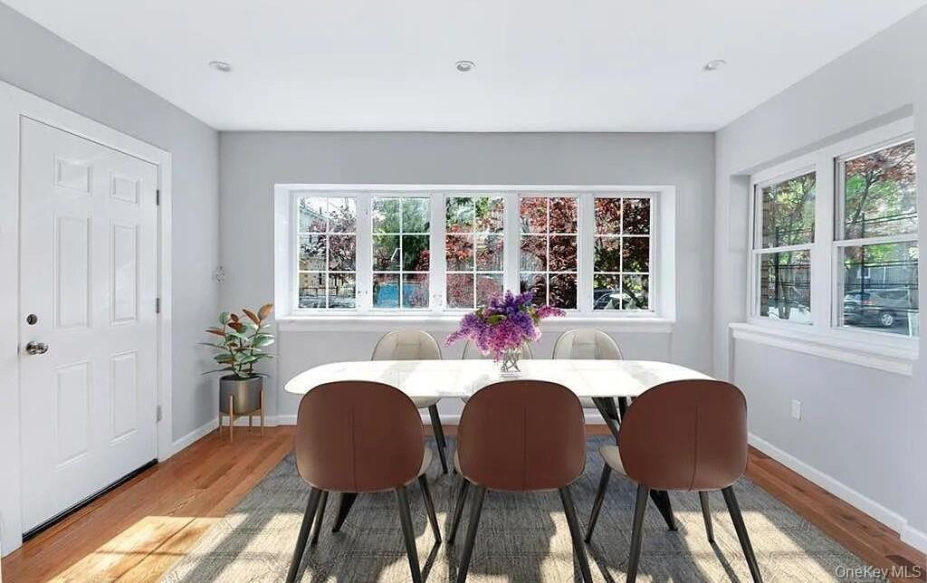 51 Van Siclen Ave - Photo 2 of 9