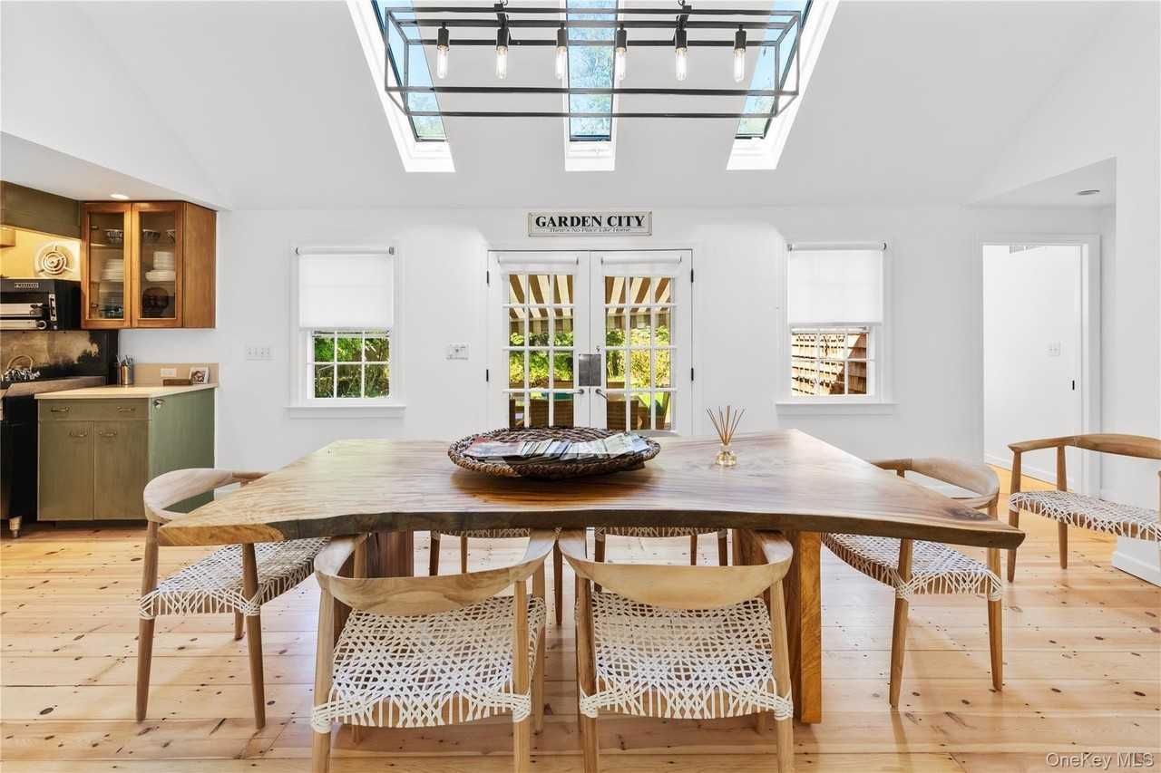 197 Hog Creek Rd - Photo 5 of 17