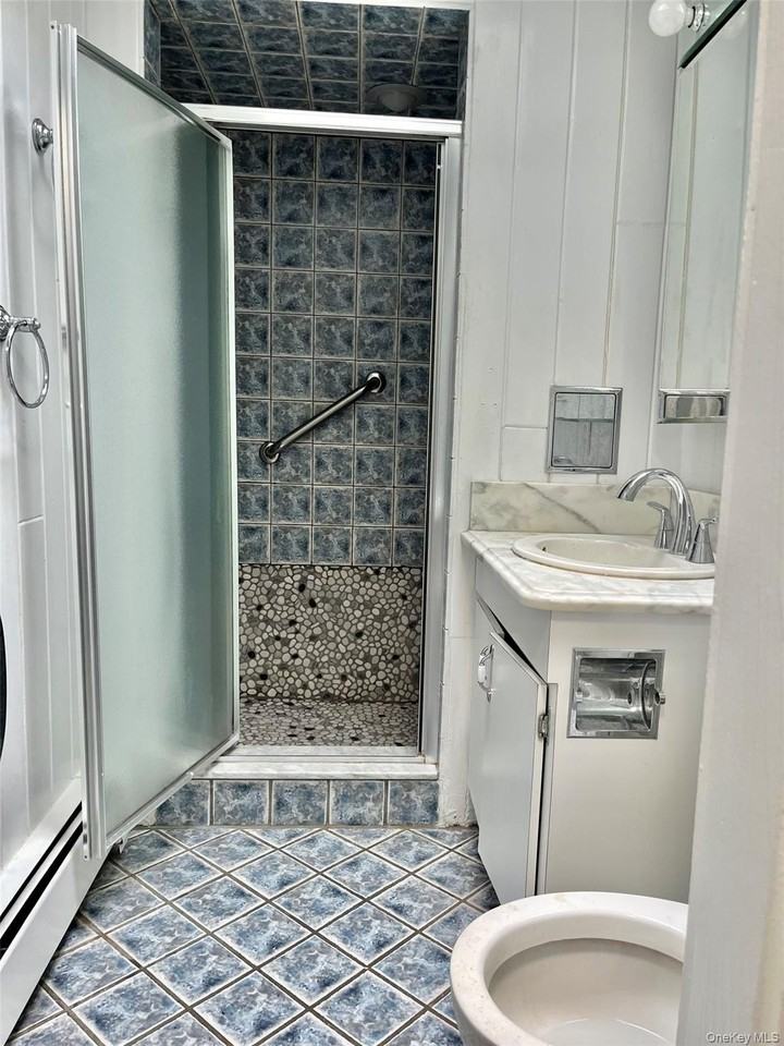 258 Steamboat Rd - Photo 5 of 6