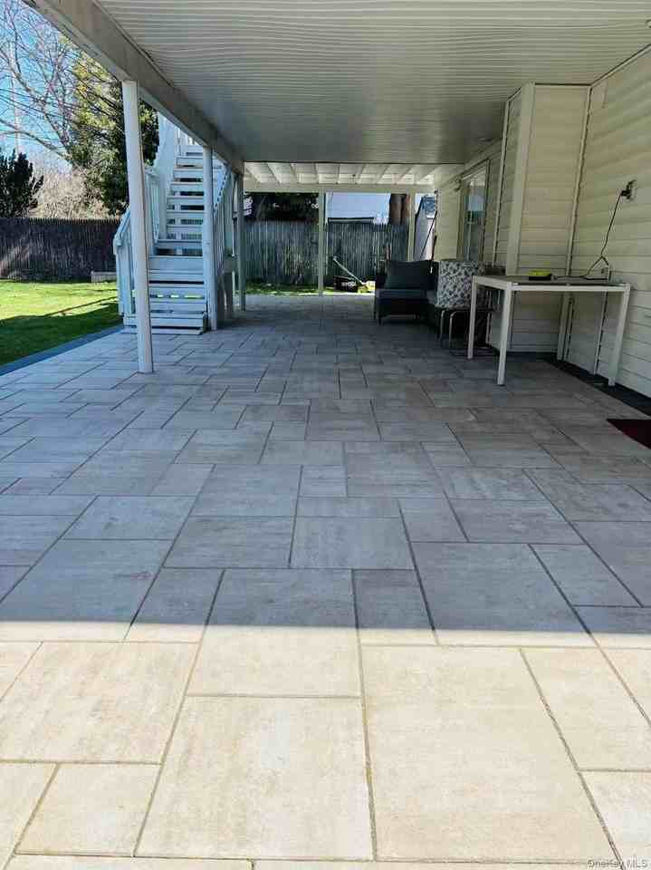 21 Keats Ct - Photo 5 of 12