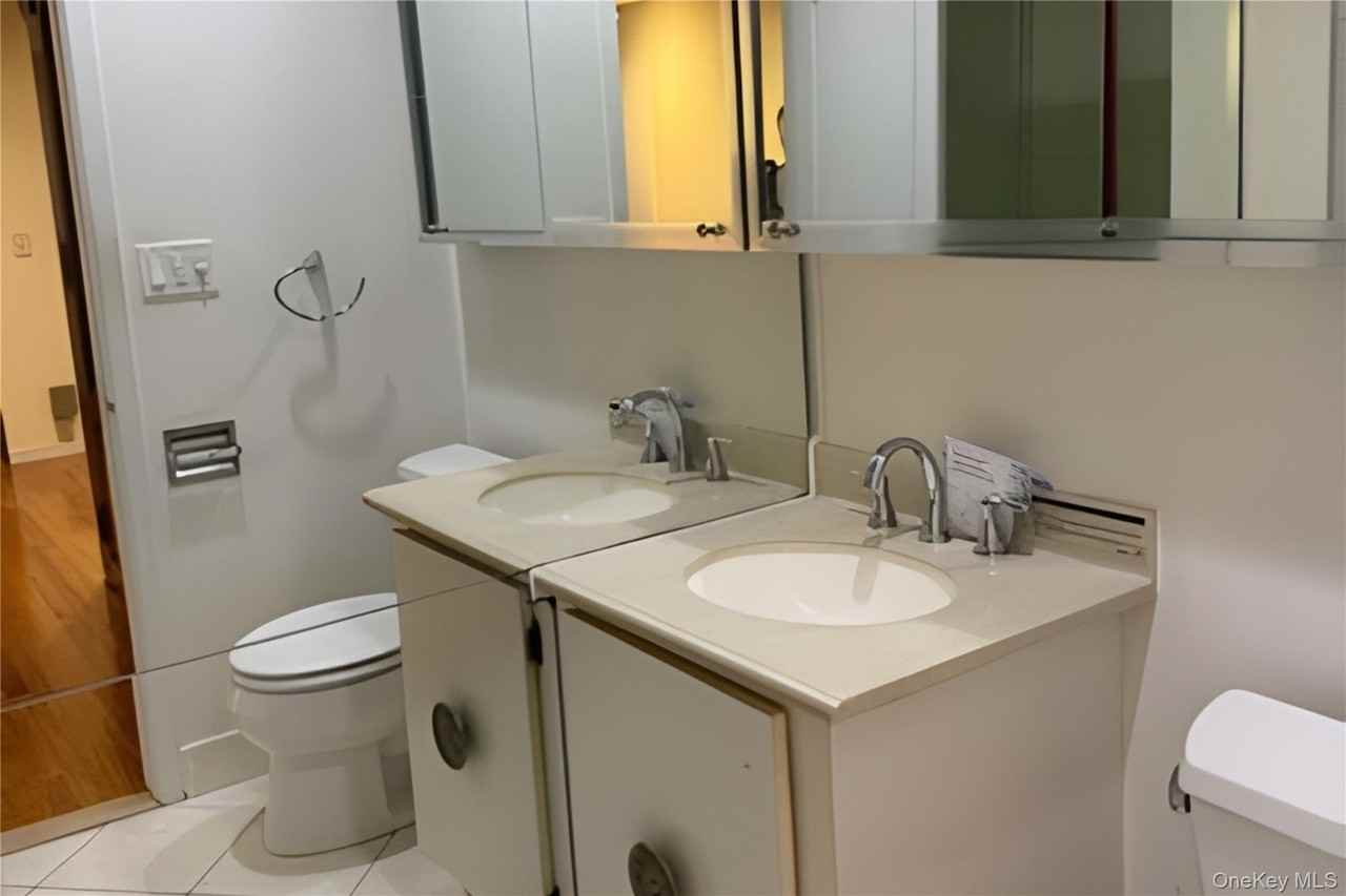 20916 23rd Ave - Photo 5 of 18