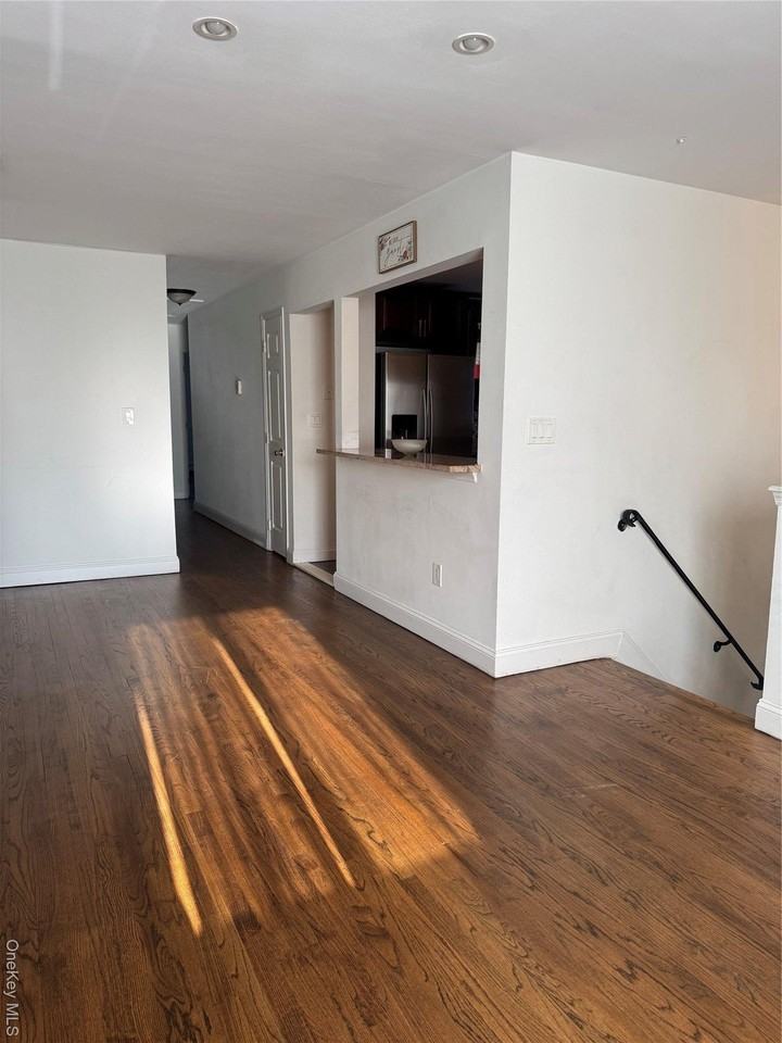 15649 76th St #2 - Photo 3 of 14