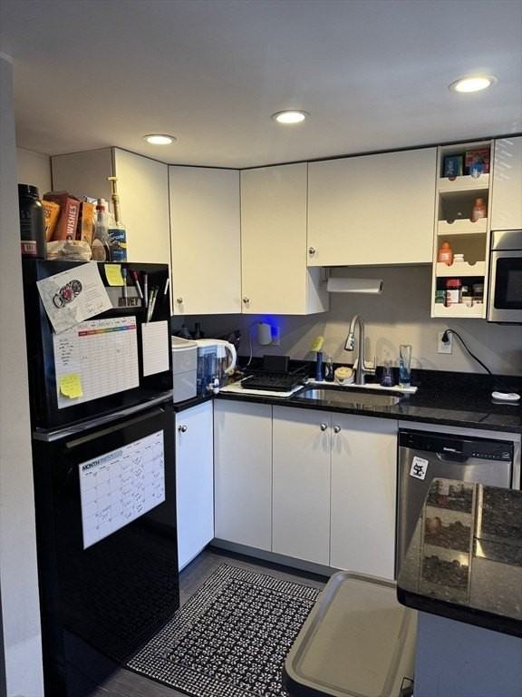 44 Melrose St Apt 4 - Photo 3 of 25