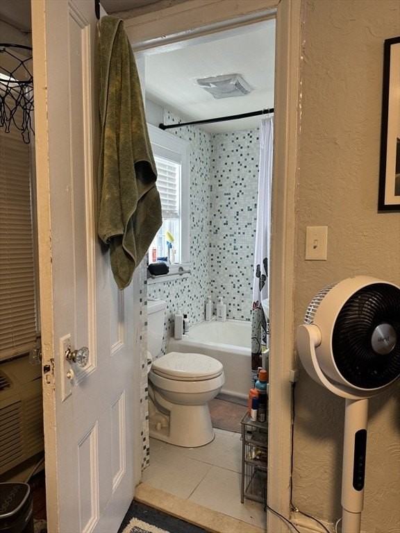 44 Melrose St Apt 4 - Photo 4 of 25