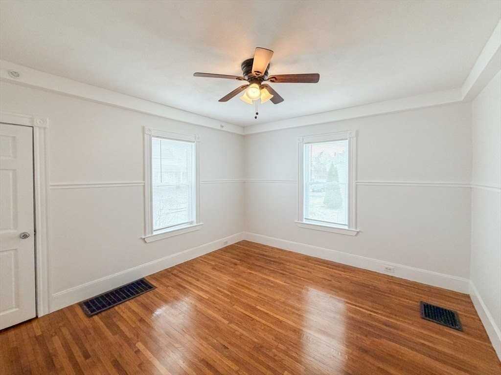 102 Dysart St Unit 102 - Photo 5 of 16