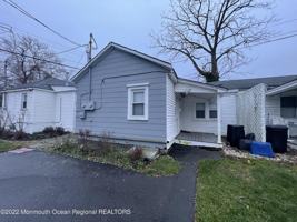 featured image of Poplar Ave