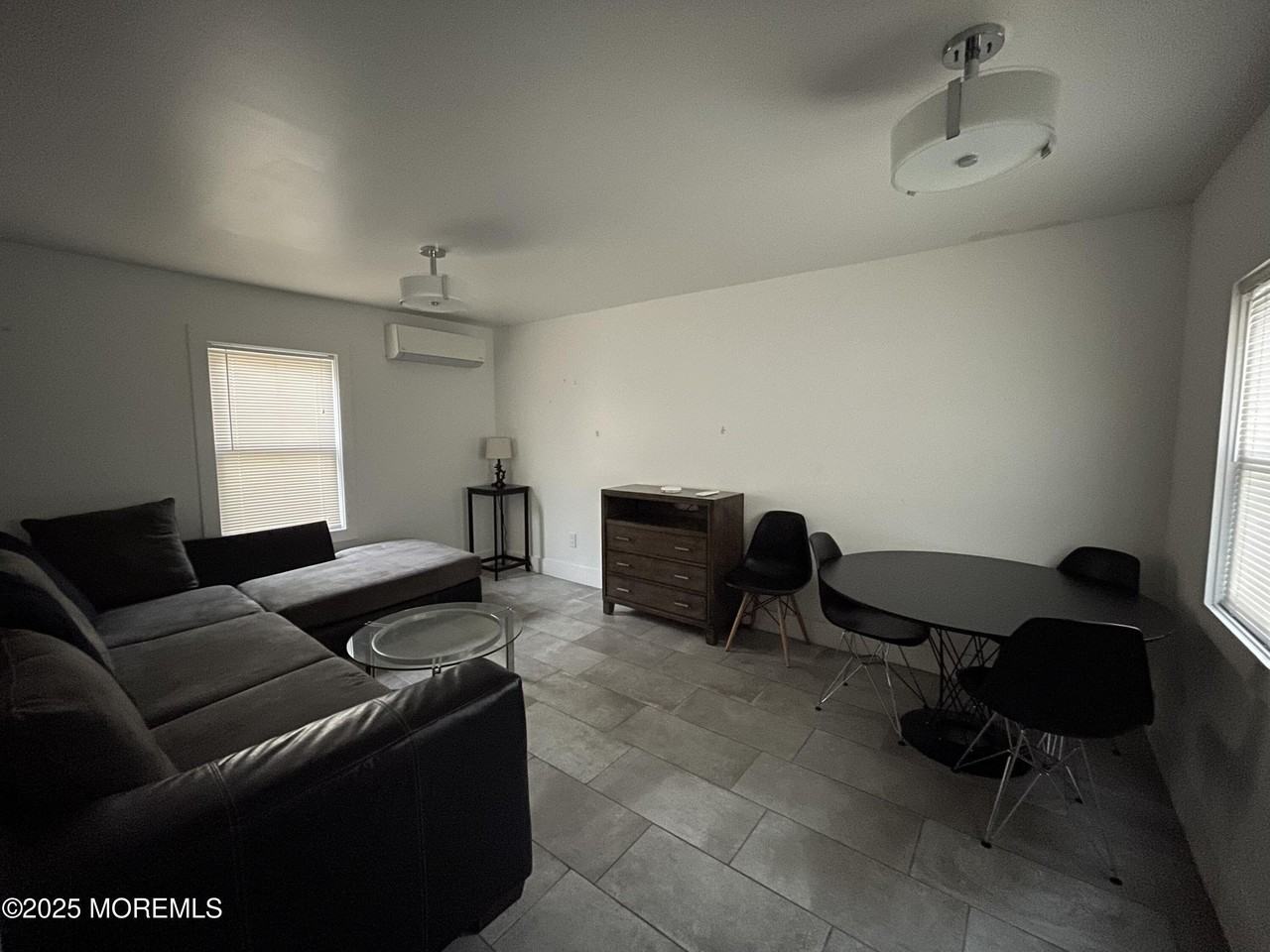 Poplar Ave - Photo 2 of 6