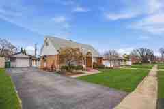 8912 Windsor Ln - Photo 1 of 1