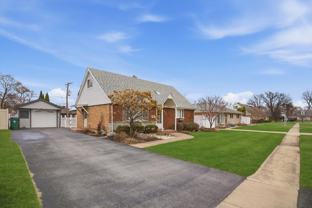 8912 Windsor Ln - Photo 1 of 1