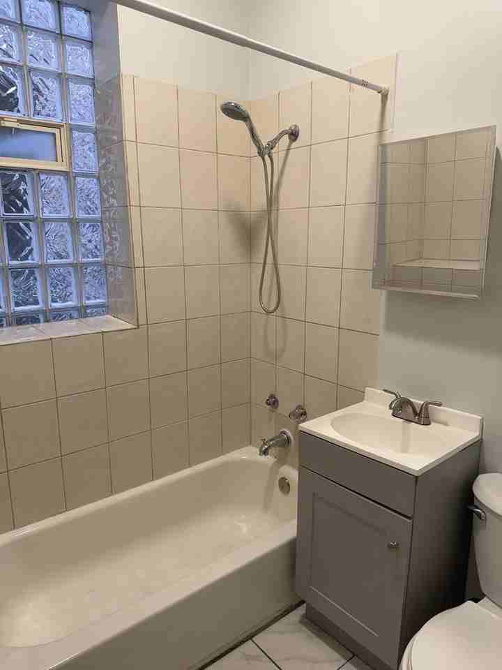 6344 S Eberhart Ave #1 - Photo 6 of 21