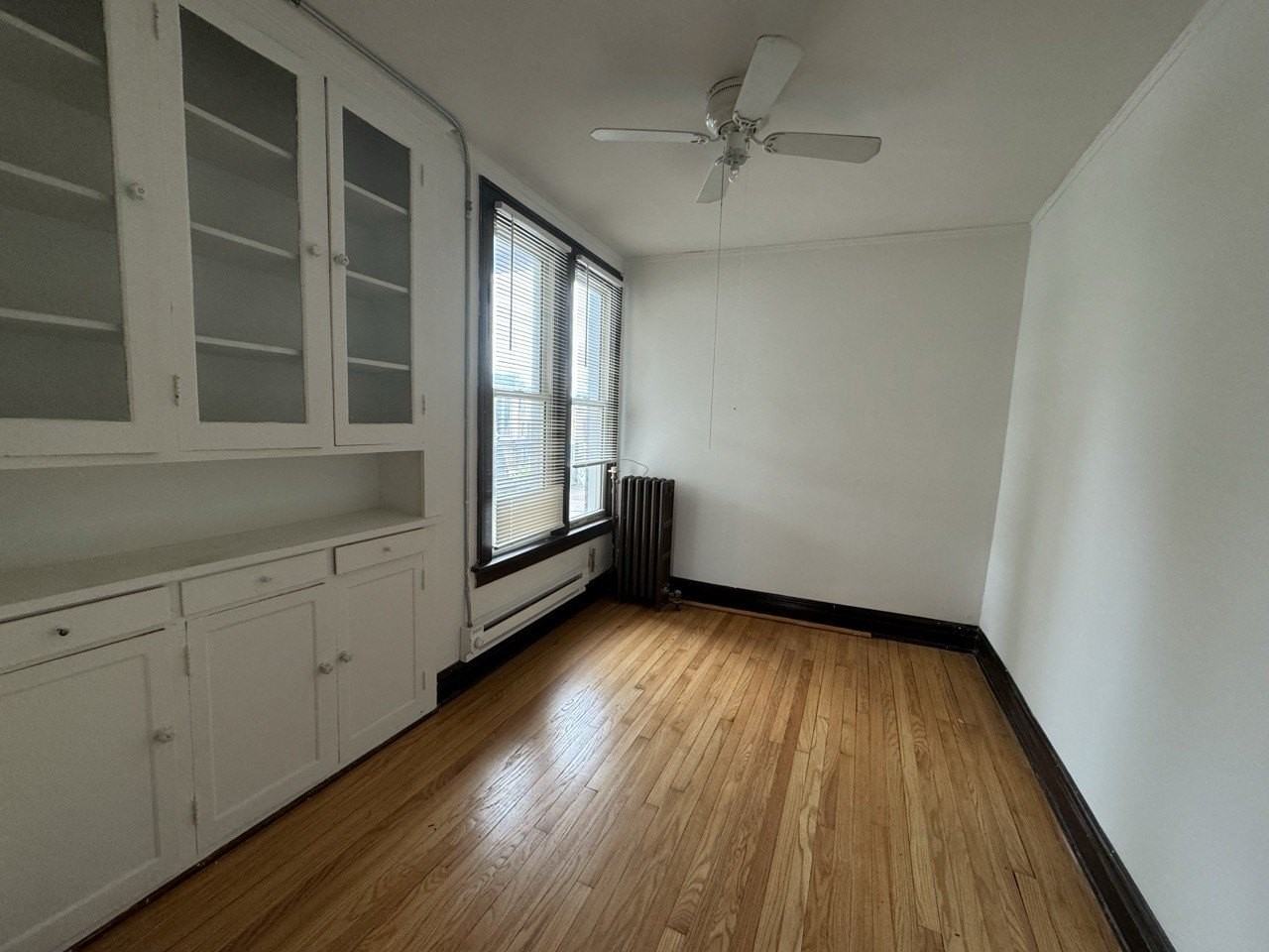 28W573 Stafford Pl #5 - Photo 7 of 11