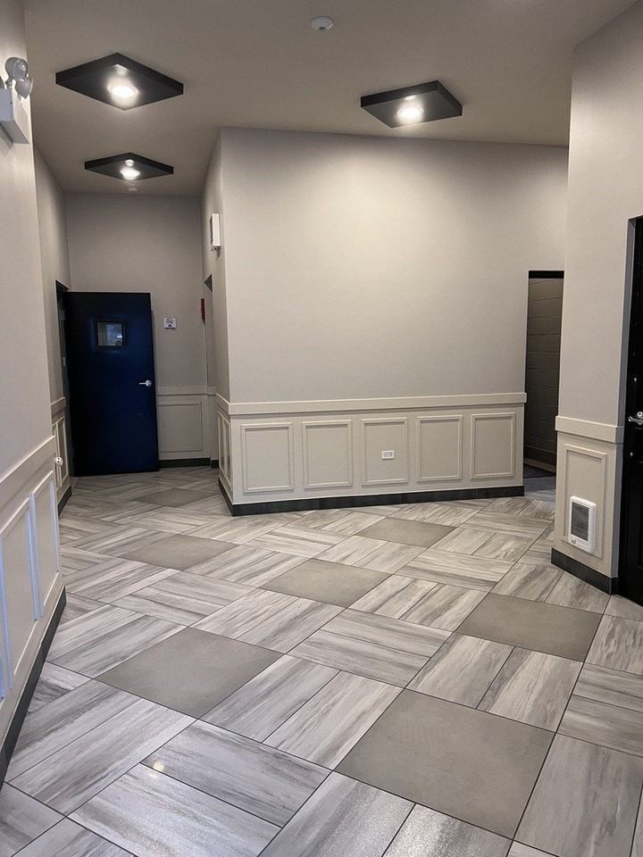 1208 E 64th St #2B - Photo 2 of 19