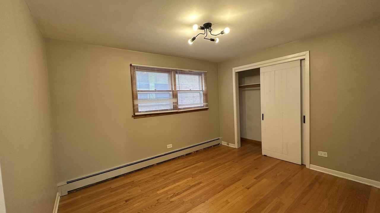 6118 W Gunnison St Apt 1 - Photo 6 of 11