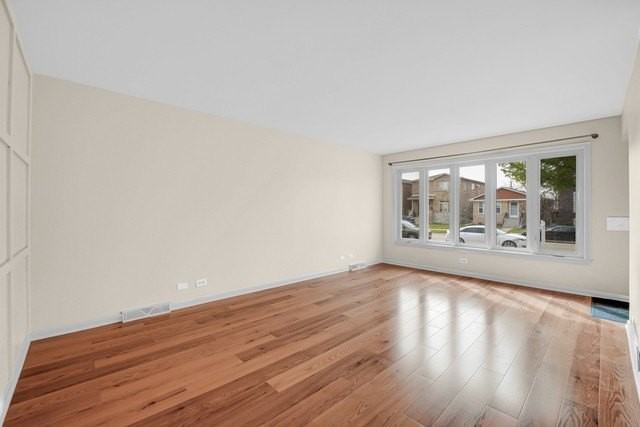 7520 W Carmen Ave - Photo 5 of 22