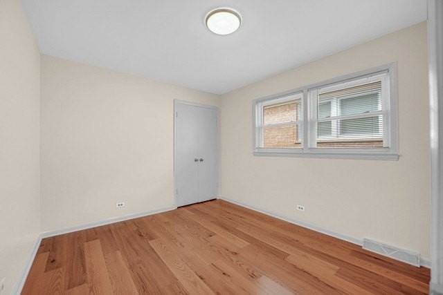 7520 W Carmen Ave - Photo 6 of 22