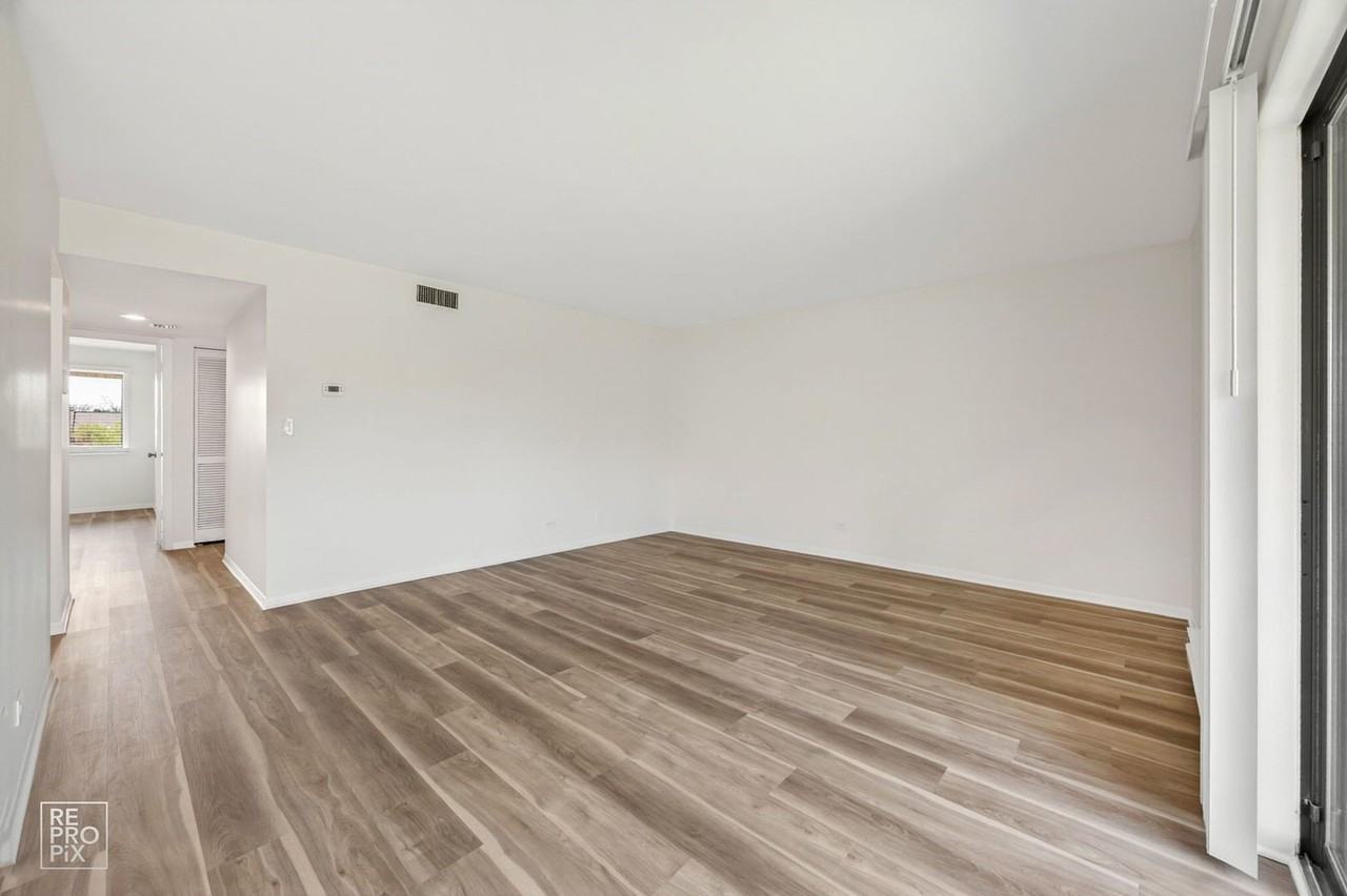 210 E Fountainview Ln #3A - Photo 5 of 19