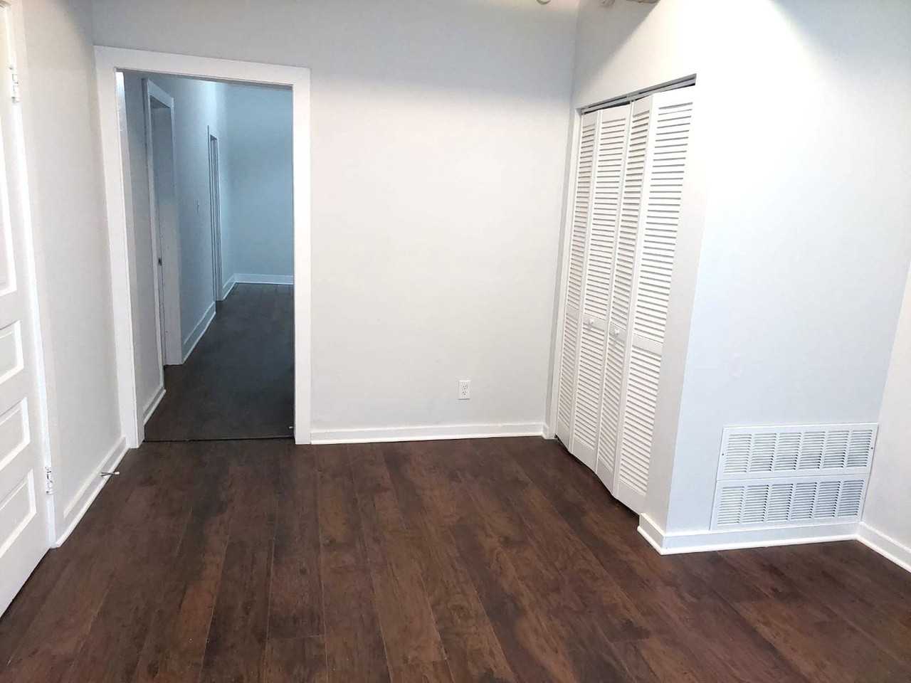 2543 S Saint Louis Ave Unit 1f - Photo 3 of 9