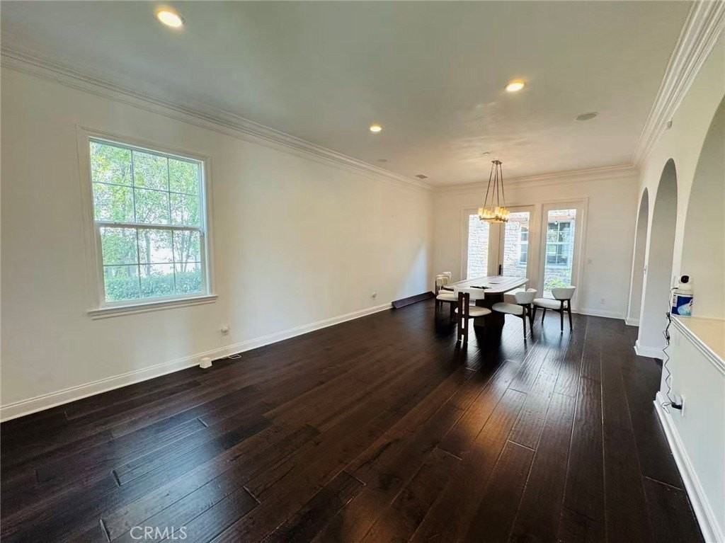 12 Basilica Pl - Photo 4 of 18